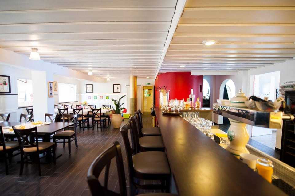 Bar/lounge