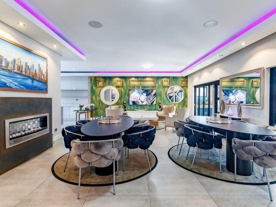 Braham Lodge - The Octave Hotel in Sandton
