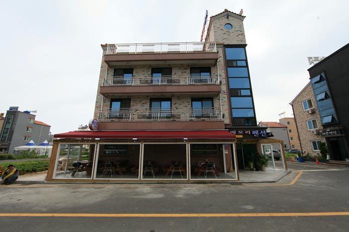 Daecheon Memory Pension Hotel in South Korea
