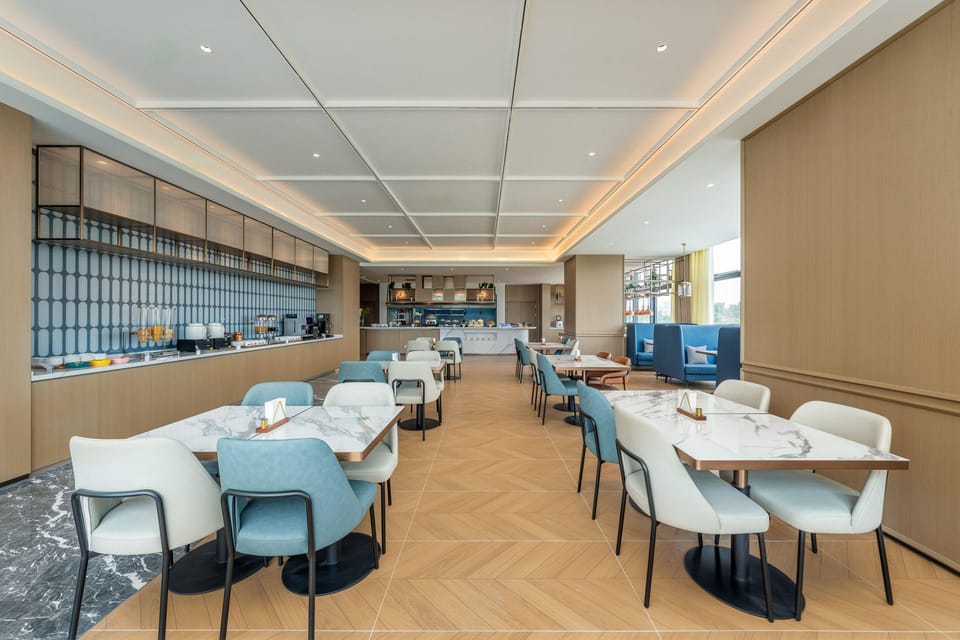 Holiday Inn Express Xinxiang Pingyuan New Area Hotel in China