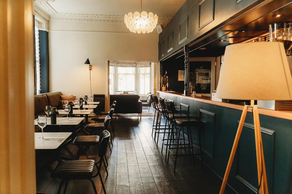 Bar/lounge