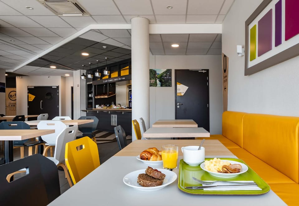 B&B HOTEL Valence TGV - ROMANS Hotel in Provence-Alpes-Côte d'Azur