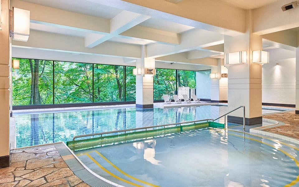 Hot spring bath