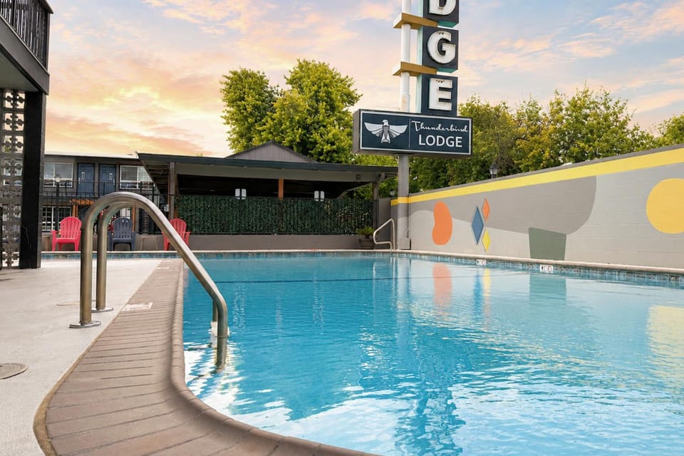 Thunderbird Lodge Motel in Redding