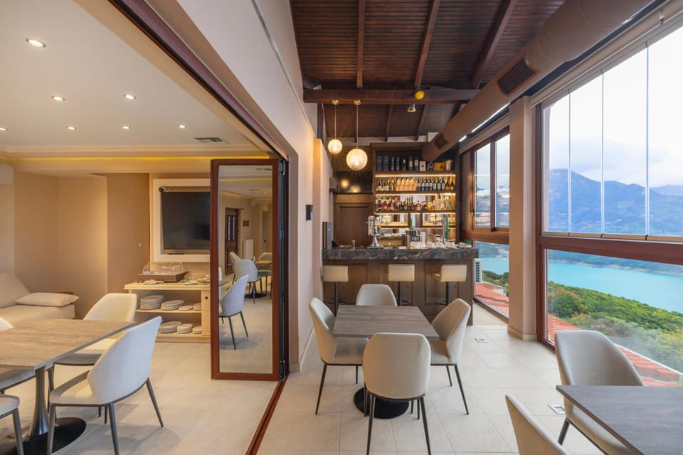 Lake Kremasta Hotel Hotel in Peloponnese, Western Greece and the Ionian
