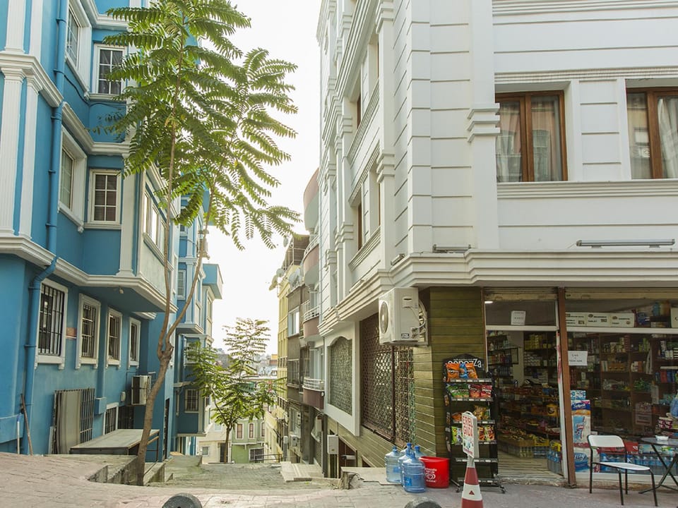 Flora Suite Apartment hotel in Istanbul
