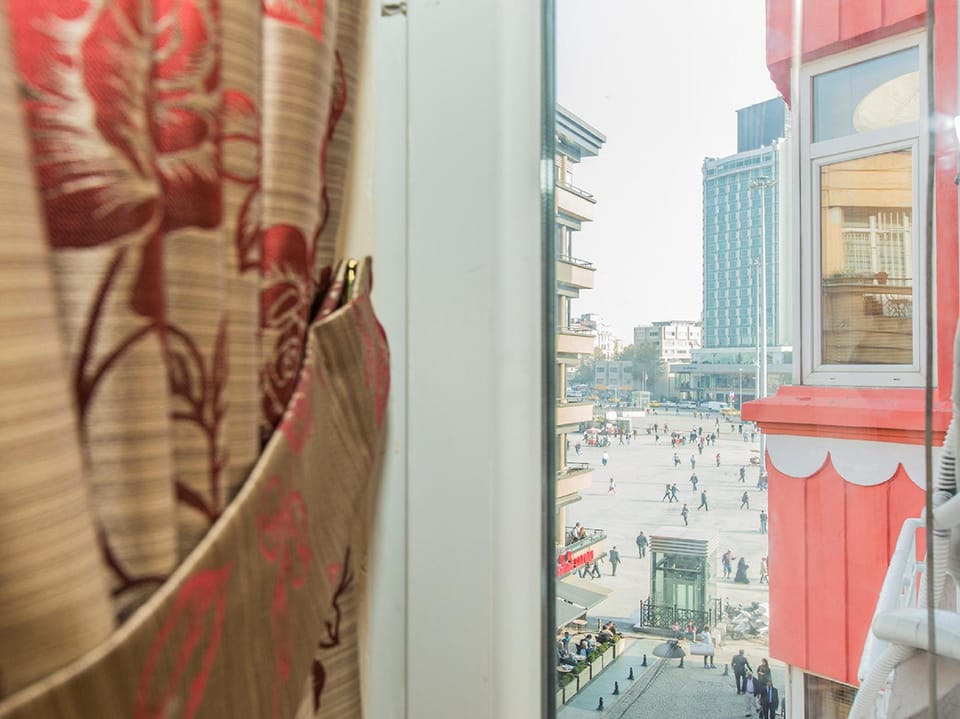 Flora Suite Apartment hotel in Istanbul