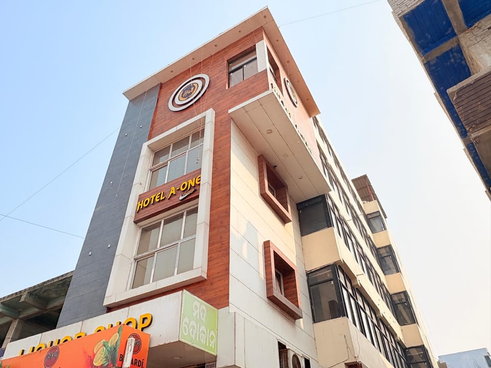 Hotel A One Luxury Puri - Walking Distance to Sea Beach Hotel in Puri