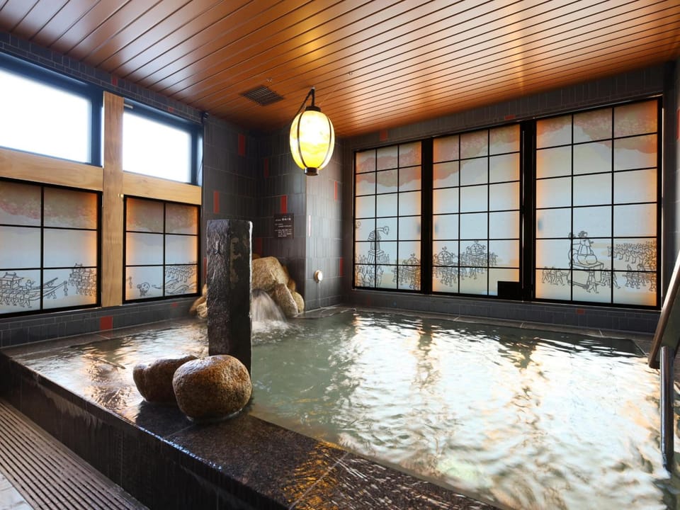Natural Hot Springs Higoromo no Yu Dormy Inn Yokkaichi Hotel in Japan