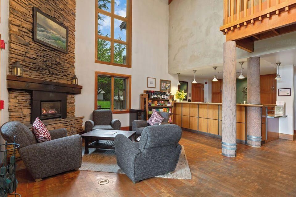 Costanoa Lodge and Camp Hotel in San Francisco Bay Area