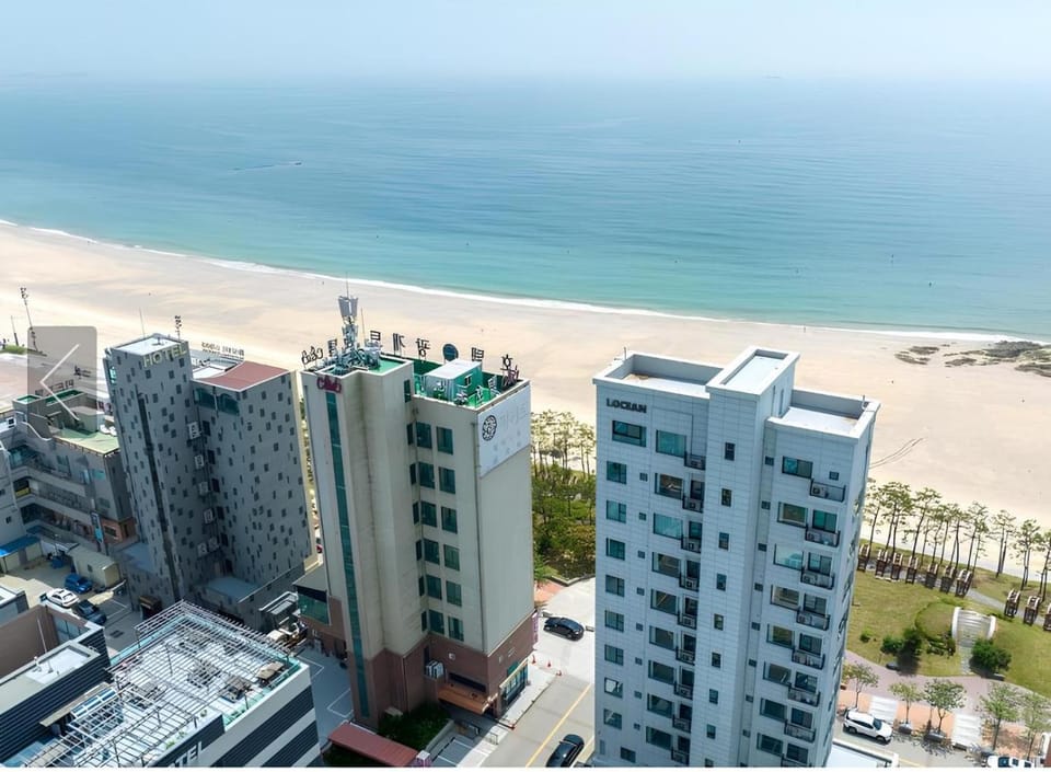 Daecheon iOcean Pool Villa Hotel Resort in South Korea