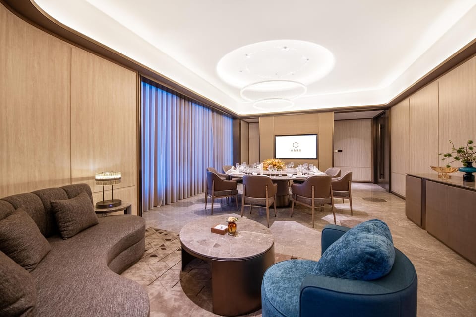 Huzhou Renhuang Mountain Crystal Orange Hotel Hotel in Suzhou