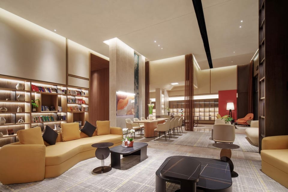 Shared lounge/TV area