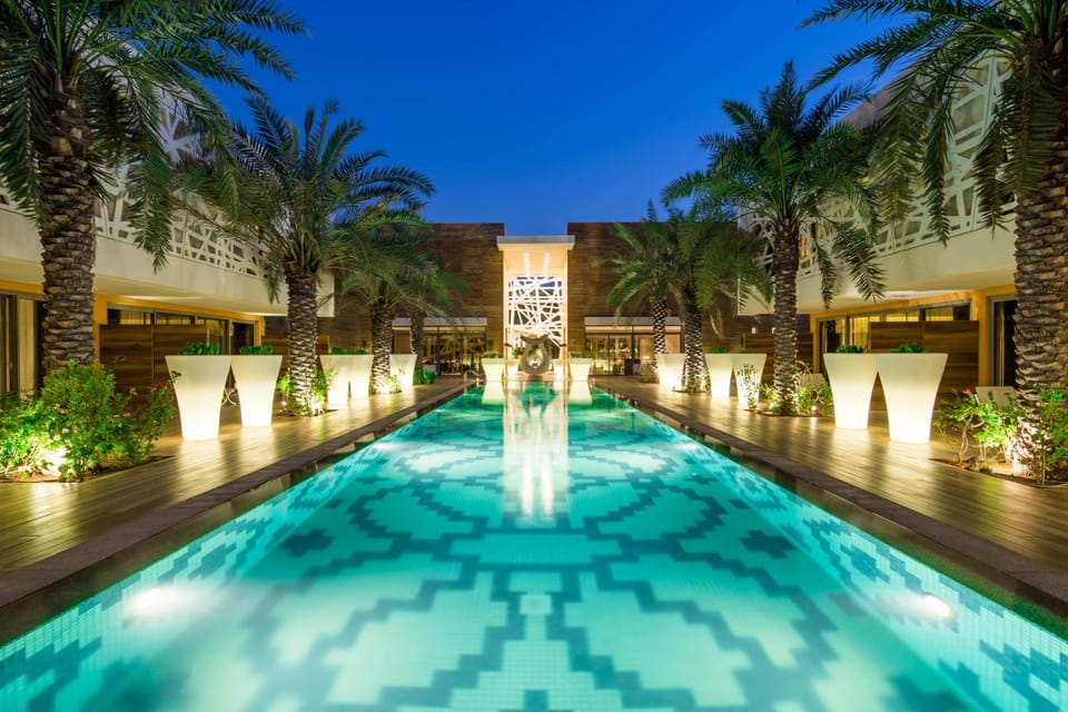 Swimming pool