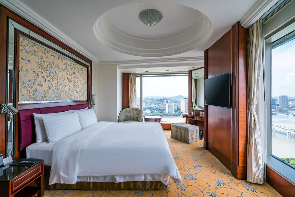 Suite room