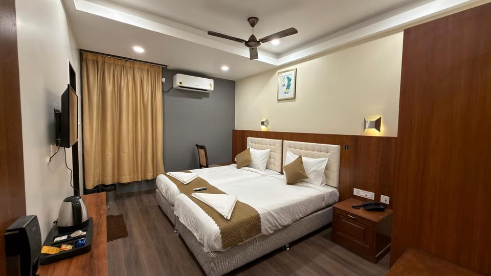 Hotel La Hotera Hotel in Hyderabad