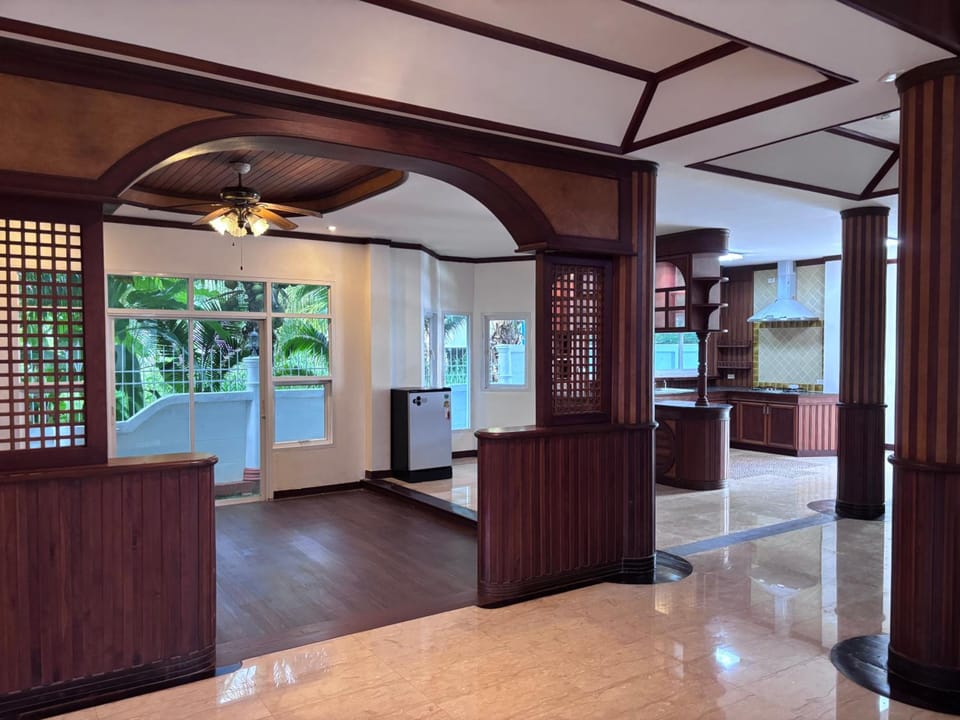 Kamala Garden Bungalows, Beach 700m, 8mn Walk Resort in Kamala