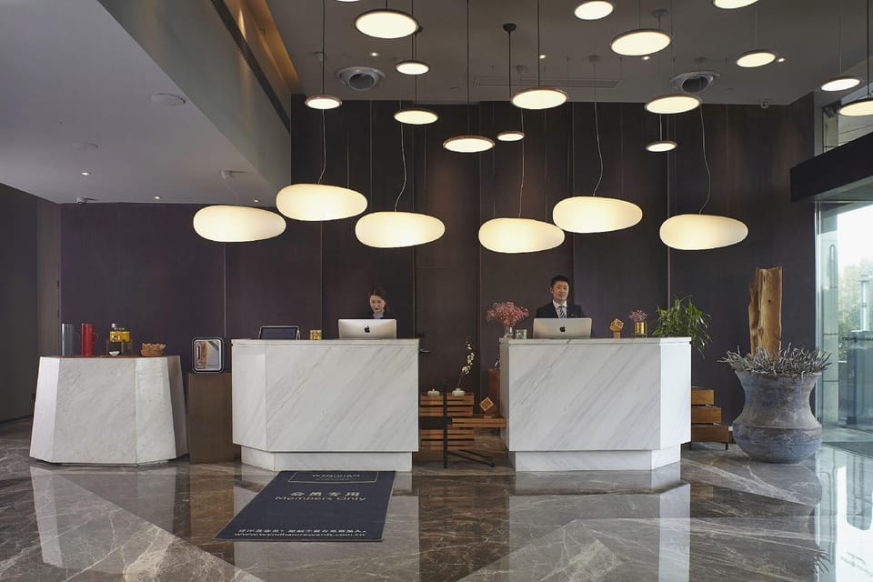 Mercure Yangzhou East High-Speed Railway Station Hotel in Jiangsu