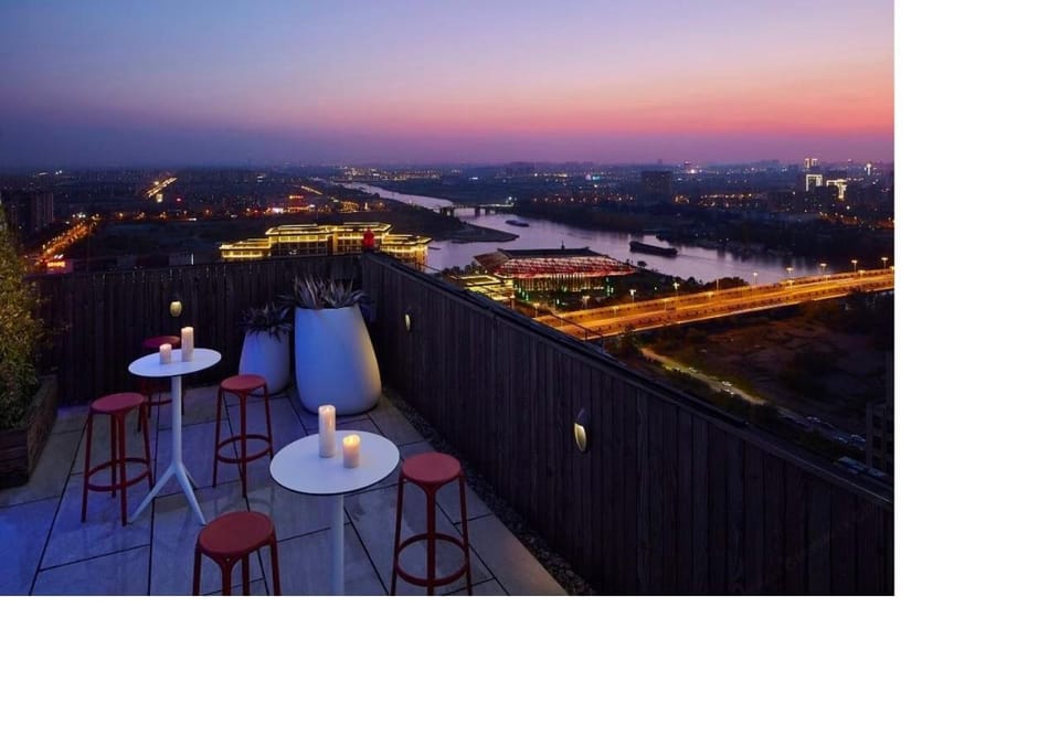 Mercure Yangzhou East High-Speed Railway Station Hotel in Jiangsu