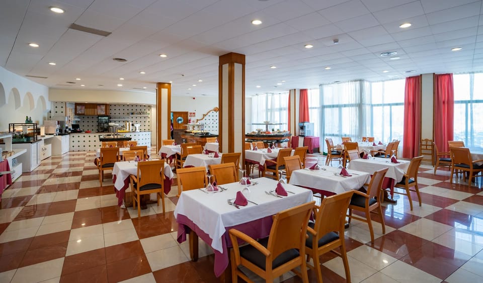Pino Alto Apartment hotel in Miami Platja