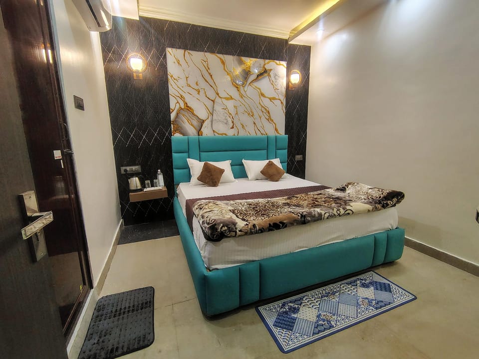 Hotel Regal Hotel in Uttar Pradesh