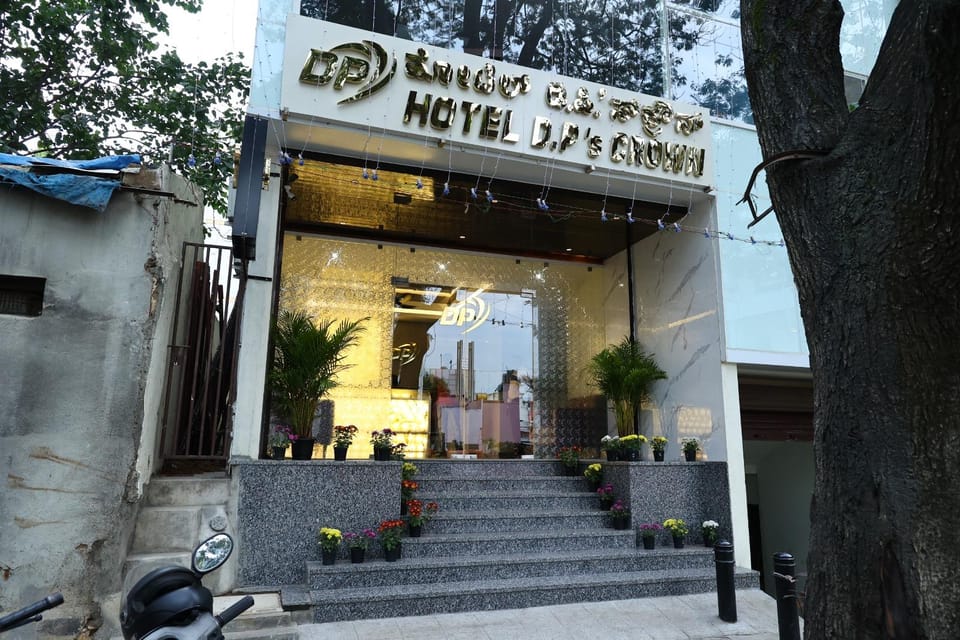 Hotel DP's Crown  Hotel in Bengaluru