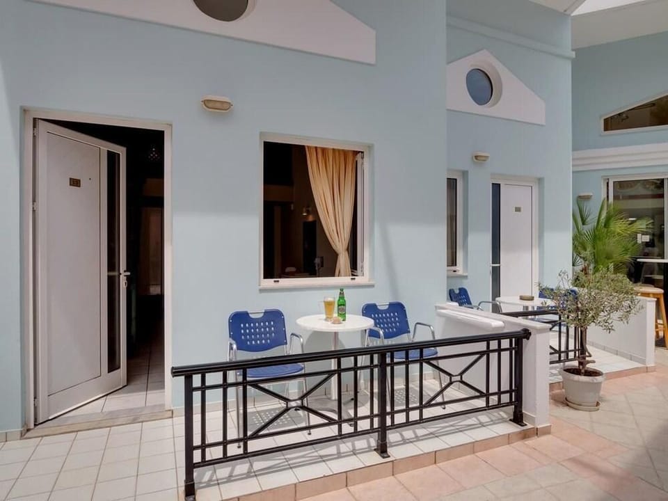 Athena Apartments Hotel in Stalida