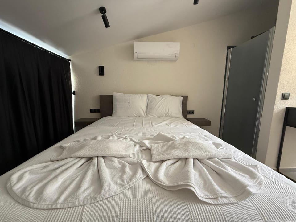Arıcan Pansiyon Hostel in Fethiye