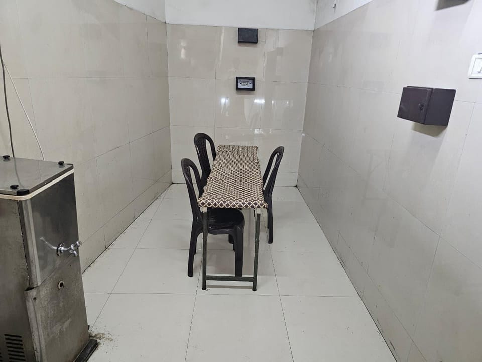 The Home Guest house Hostel in Maharashtra
