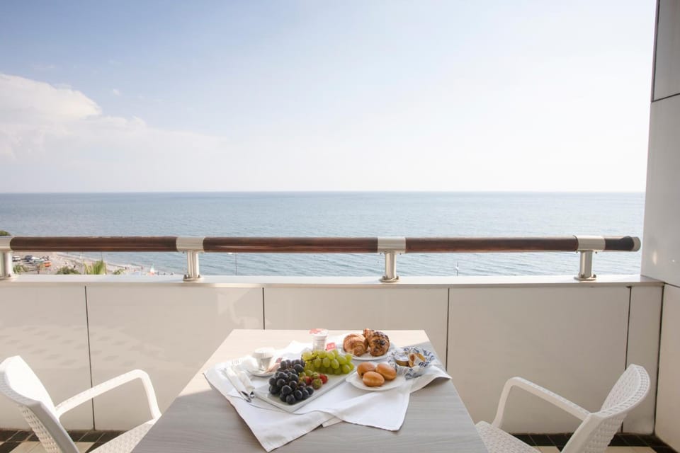 Grand Hotel Salerno Hotel in Salerno