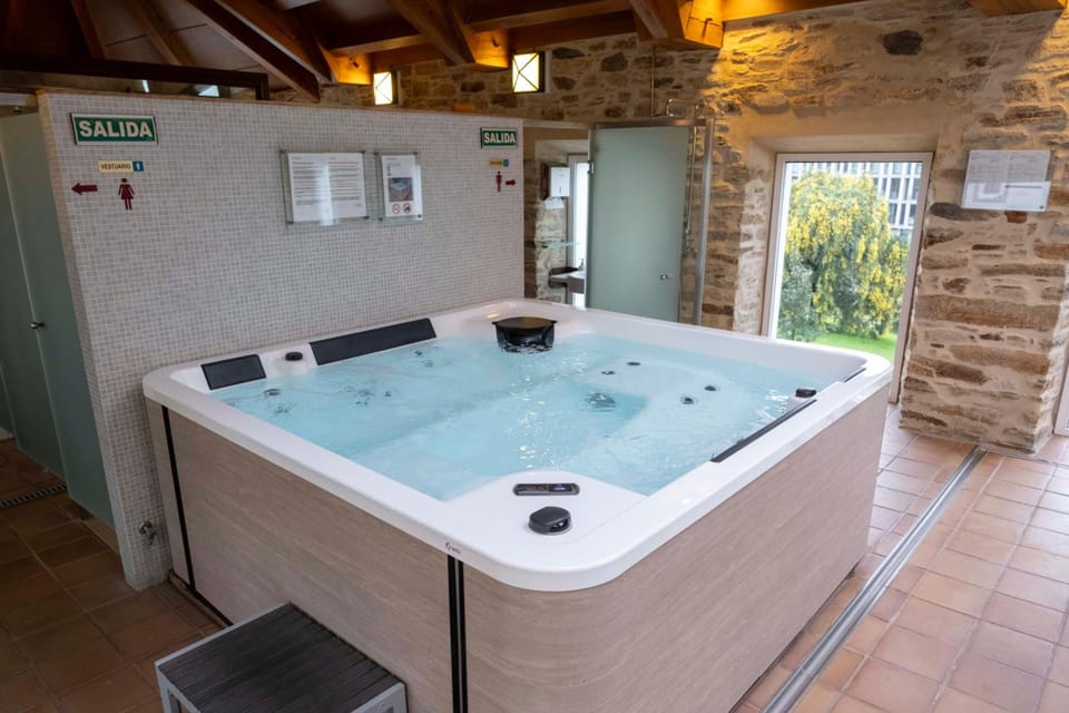 Hot tub