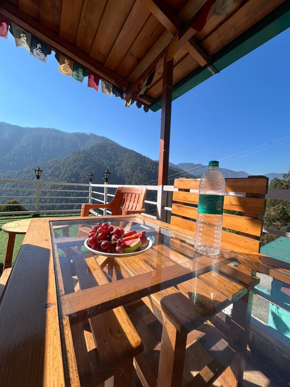 Mehra paradise and cafe Hotel in Uttarakhand