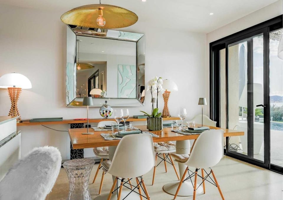 Exceptional Villa a/c 4BR/8P with Pool & Sea View Hotel in Grimaud