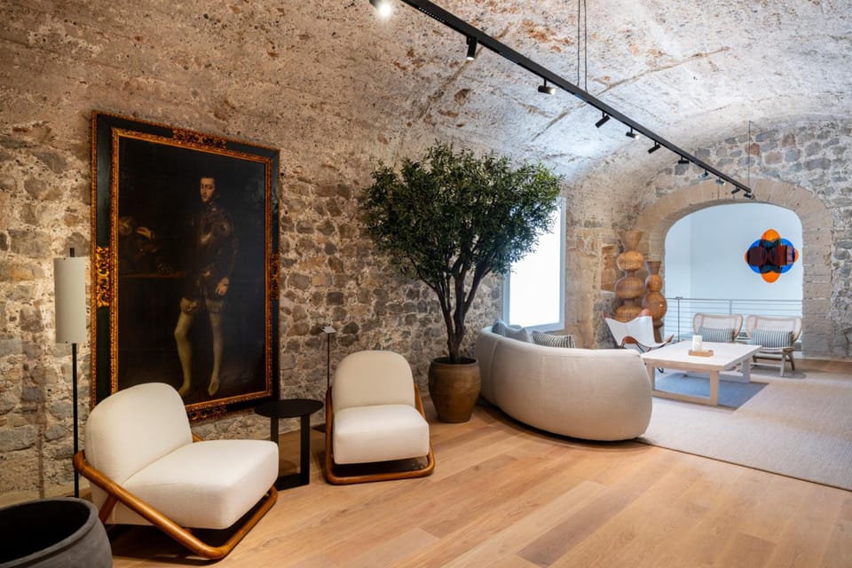 Parador de ibiza Hotel in Provence-Alpes-Côte d'Azur