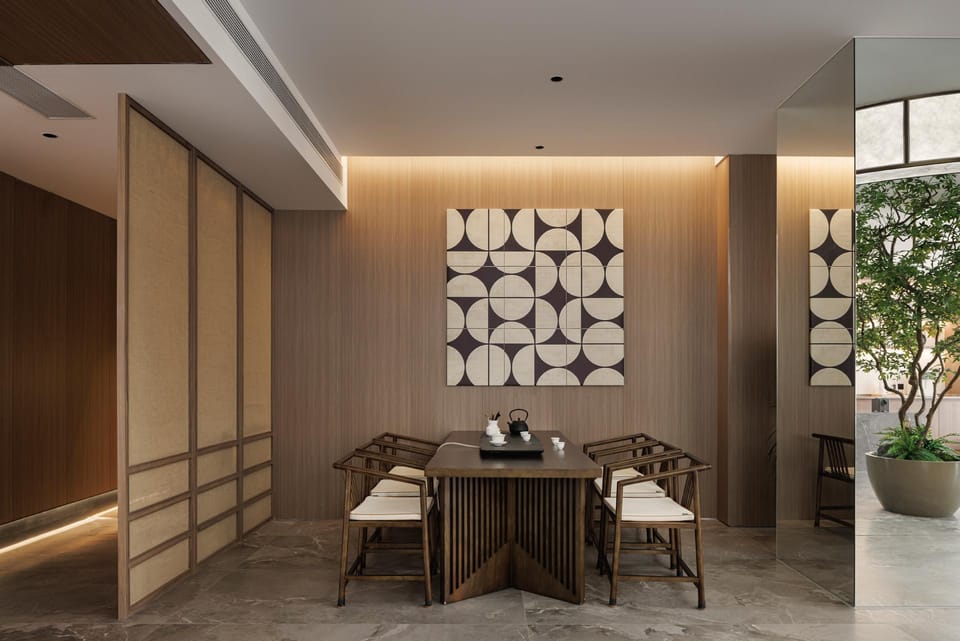 Melton Hotel  Chongqing Hotel in China