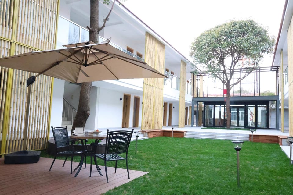 Suzhou Discovery Hotel Bed and Breakfast in Suzhou