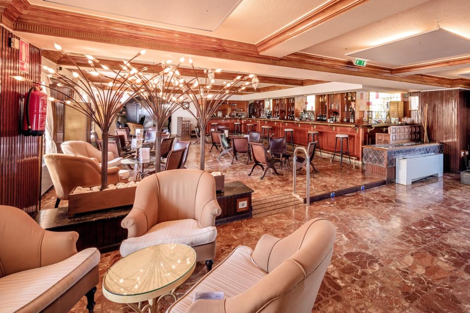 Bar/lounge