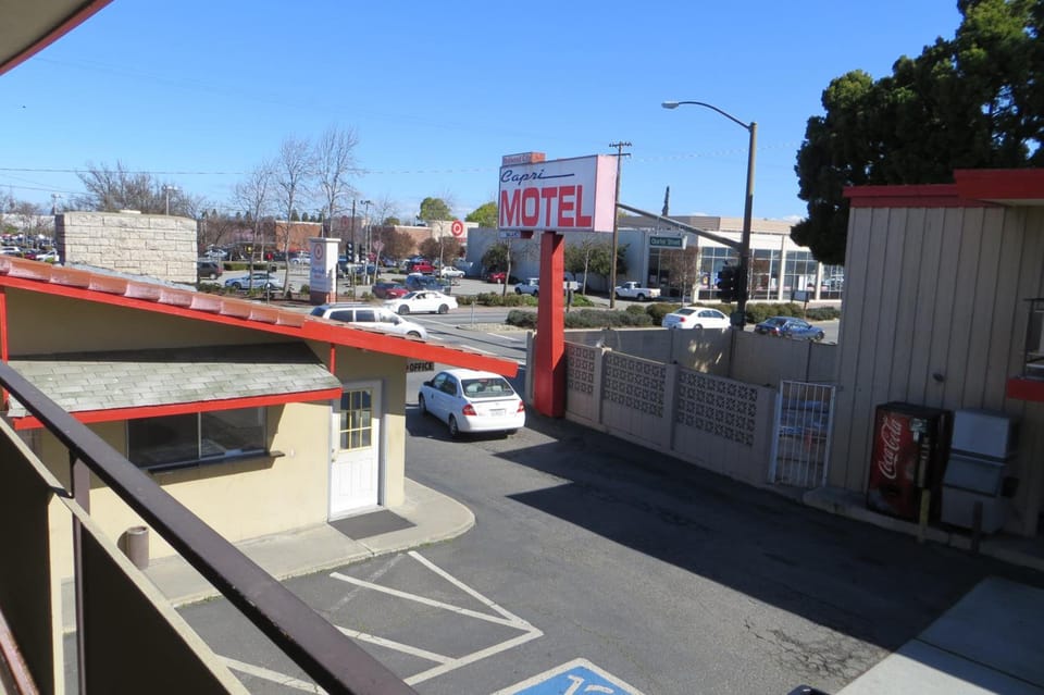 Capri Motel Motel in Atherton