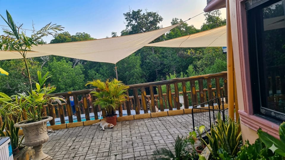Sea Breeze Garden Resort Hotel in Central Visayas