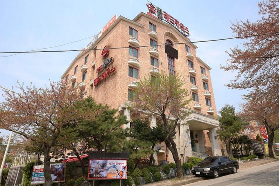 Asan Red House Motel in South Korea