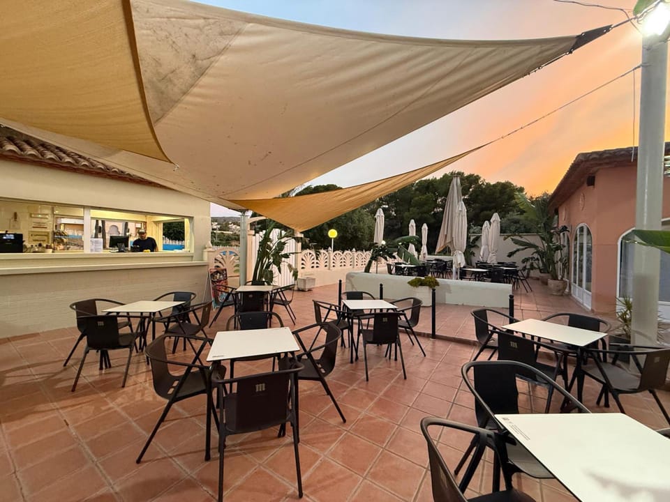Aparthotel Bahia Pinosol Apartment hotel in Marina Alta