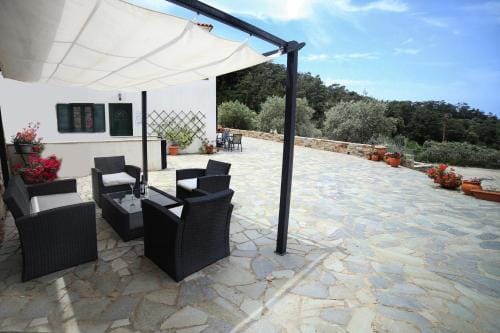 Eri Rooms to Let Hotel in Icaria
