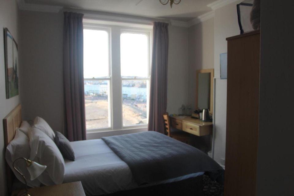 Guestroom