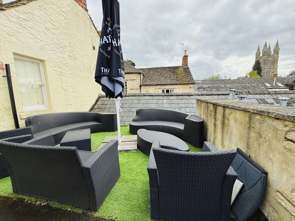 The Vale Hotel Hotel in Cotswold District