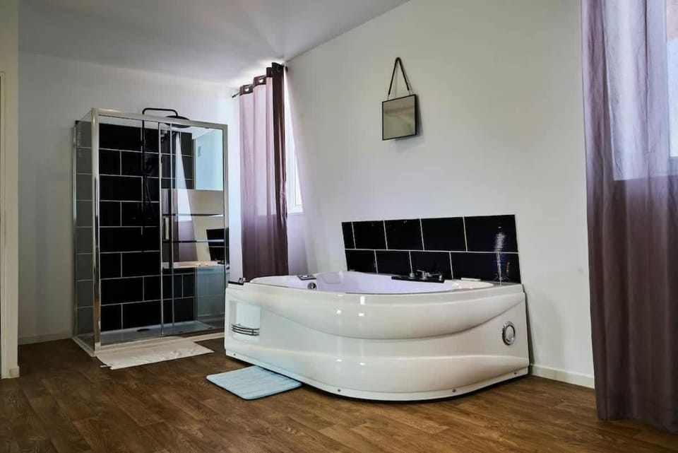 Le grand duplex balneo 10 minutes de la gare Inn in Flanders