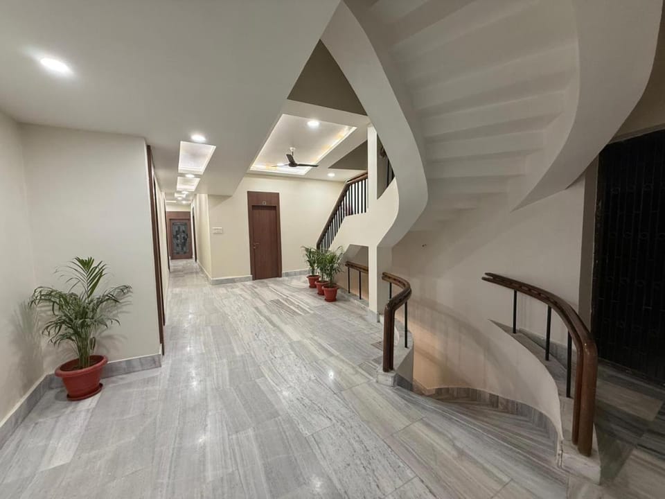 Icon Residency Inn Hotel in Uttar Pradesh
