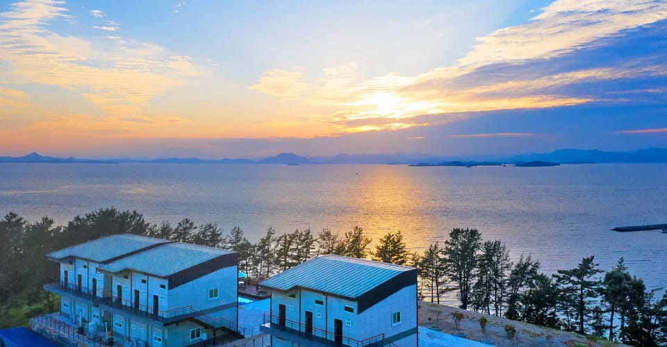 Yeosu Solle Beach Pension Hotel in South Korea