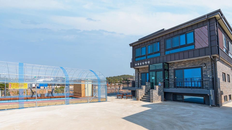 Seonjaedo Barabada Pension Hotel in Gyeonggi-do