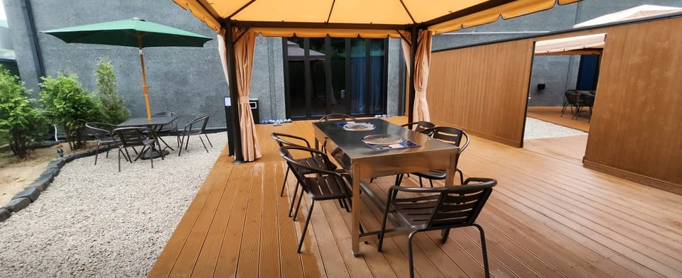 Pocheon Handy 2.2 Screen Golf Pension Hotel in Gyeonggi-do