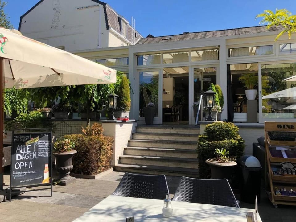 Hotel Brasserie de Klok Hotel in Limburg (province)